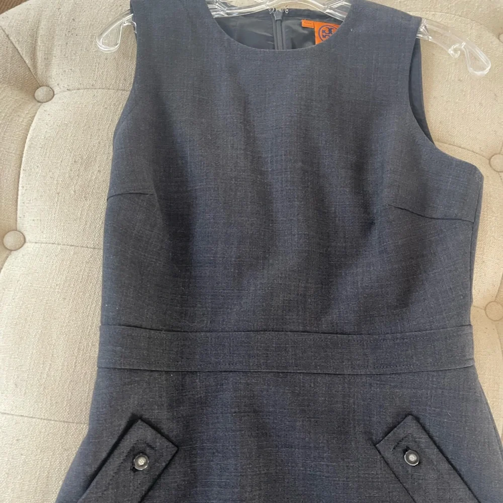 Tory Burch black sleeveless dress with button pockets - Picture 3 of 9